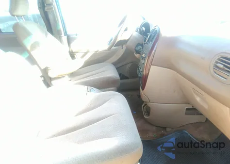 2001 Chrysler Town & Country Lx z USA, uszkodzony, nr VIN 2C4GP443X1R238919